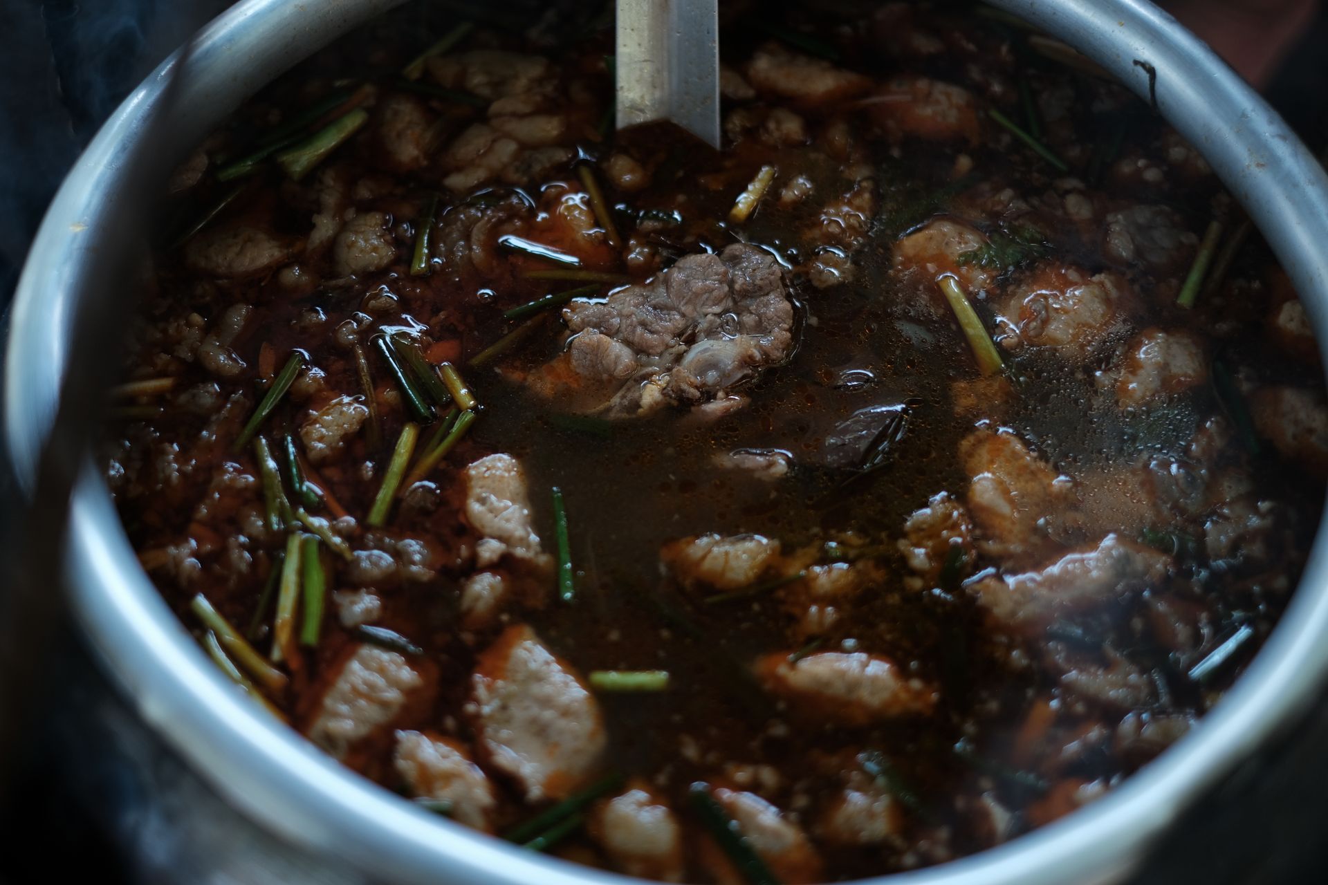 Memasak rawon