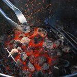 tips menyalakan arang